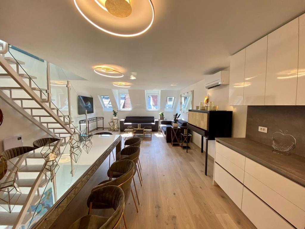 Ab Ljubljana - The Princess Castle Triplex 외부 사진
